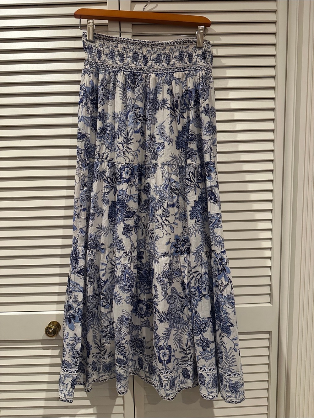 Like New Floral Maxi Skirt